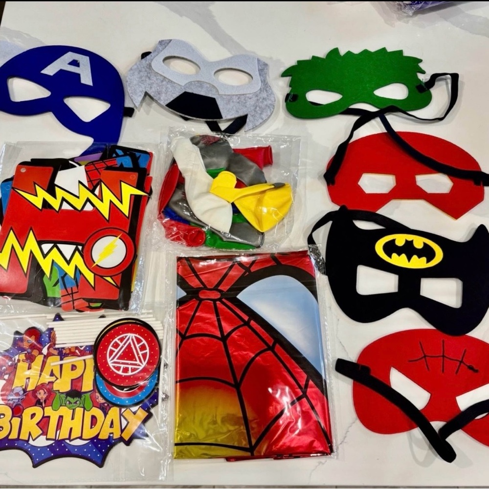 Superhero Party Set - Multicolor